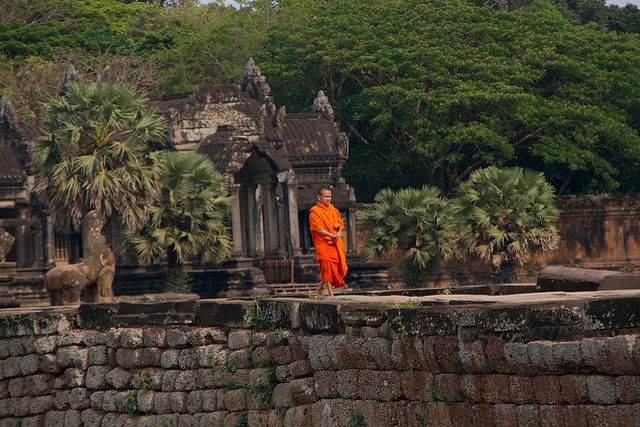 Opening new flight paths between Seychelles and Asia - air service agreement signed with Cambodia