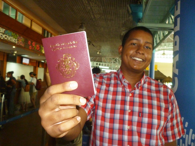 Le renouvellement du passeport des Seychelles en poche en 24h
