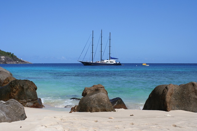 Alone in the ocean – Seychellois fishermen tell of their harrowing 21 hours at sea