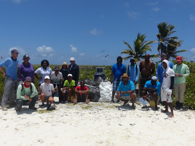 Fighting to protect nature - conservation team on Farquhar raises concerns over sea trash