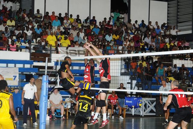 Regional volleyball tournament: Reunion, Seychelles and Mauritius teams battling in the semifinals today