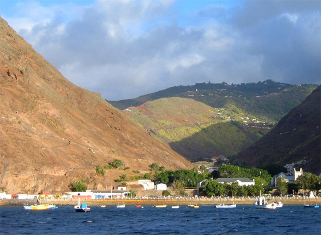 St Helena, home to 183-year-old Seychelles giant tortoise, to welcome first tourist flights next year