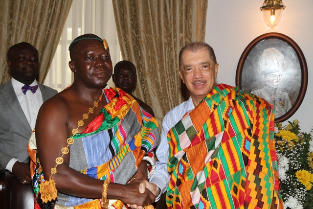 A royal welcome – Ashanti king and Swazi princess arrive in Seychelles as carnival fever peaks