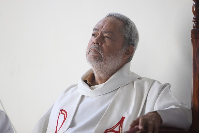 Un demi-siècle de prêtre à travers les Seychelles -  Le père Lafortune prend sa retraite