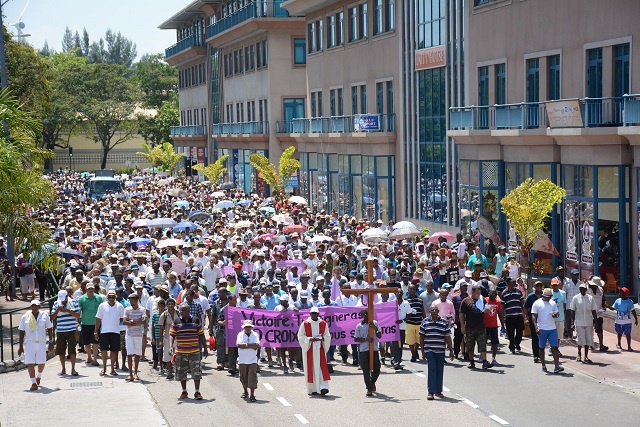 Good Friday procession a way to experience Jesus' path, Seychelles' Christians say