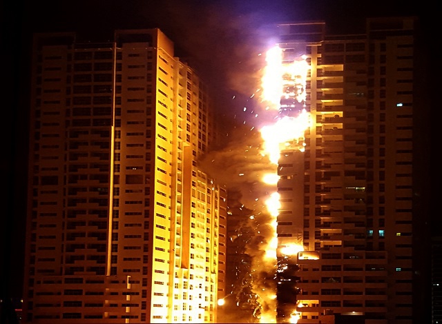 Fire engulfs UAE residential towers