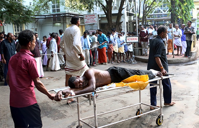 India temple fire kills over 100 people watching fireworks