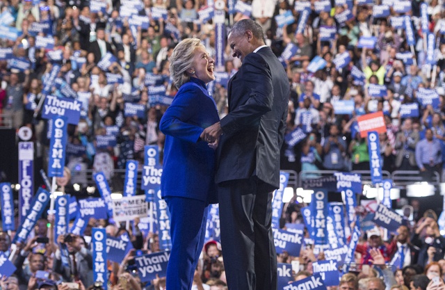 Clinton accepts historic nomination, slams Trump vision