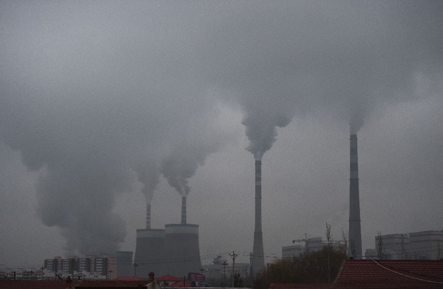 China ratifies Paris climate pact, US tipped to follow