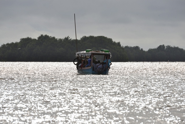 Chinese boats face huge fines for illegal fishing off Guinea