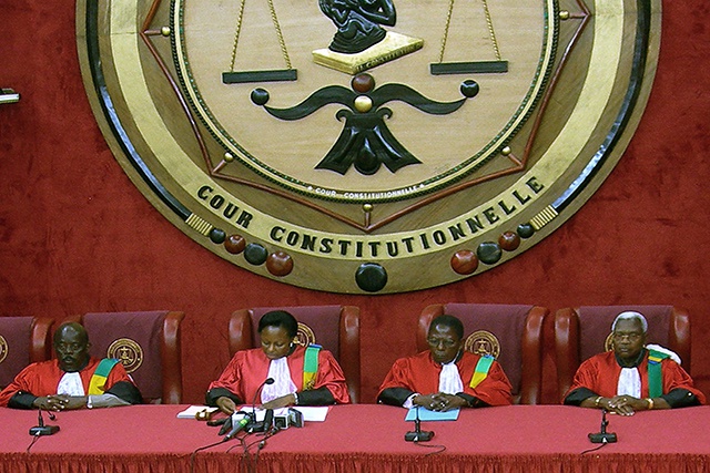 Tense Gabon awaits court ruling on presidential vote