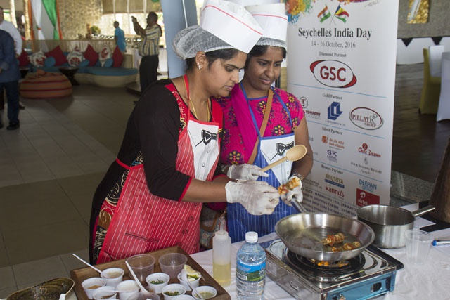 What’s cooking! Indian chef tests cooking skills at Seychelles-India Day’s culinary show