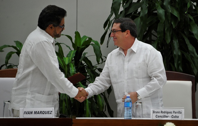 FARC, Colombian govt strike new peace deal after referendum rejection