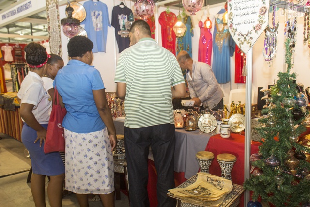 Season Wonders! Early Christmas expo opens in Seychelles