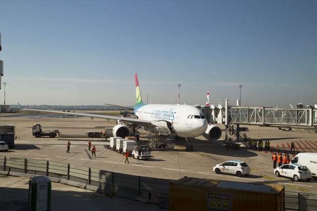 Un avion d'Air Seychelles maintenu au sol à Charles de Gaulle en France; les passagers réacheminés