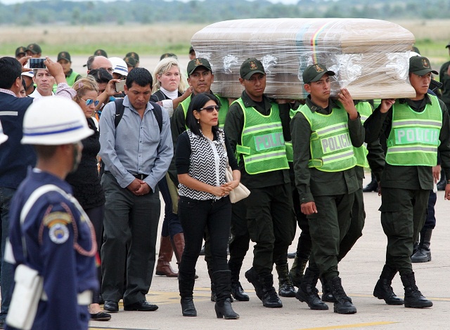 Bolivia blames airline for footballers' plane crash