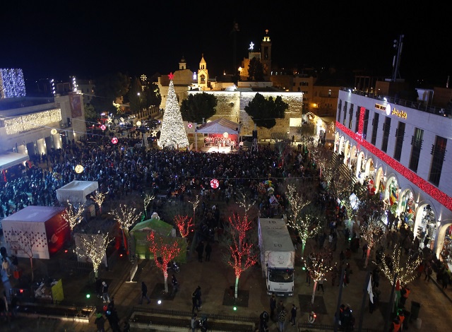 Crowds gather in Bethlehem ahead of Christmas mass