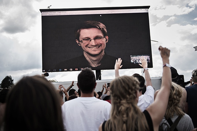 Le permis de séjour de Snowden en Russie prolongé de deux ans