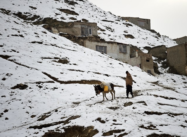 Afghan death toll from heavy snowfall, avalanches hits 191