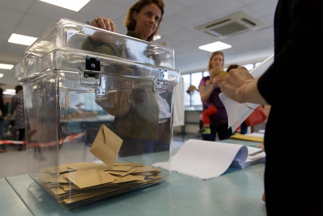France votes in election nailbiter