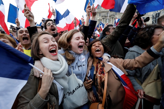 Third of French voters spoiled ballots or abstained