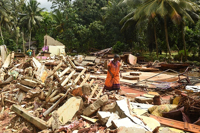 Sri Lanka targets unauthorised builders after monsoon deaths