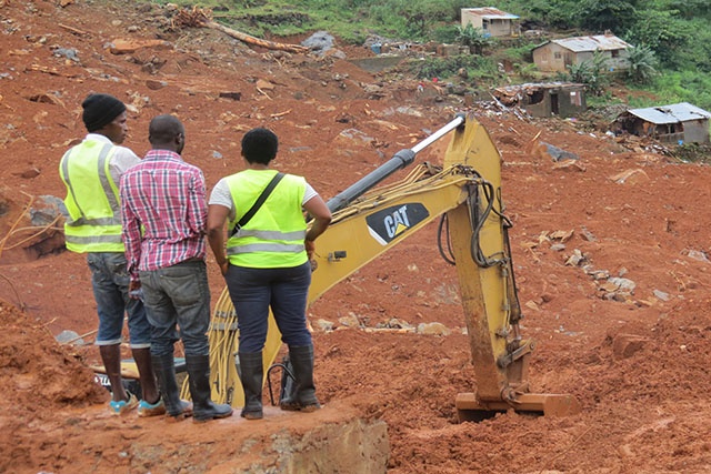 Sierra Leone: appel à l'aide du président après des inondations catastrophiques