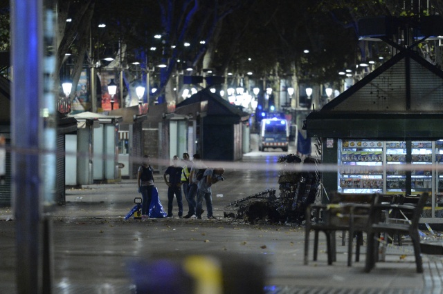 13 dead, 100 injured in two Spanish seaside city attacks