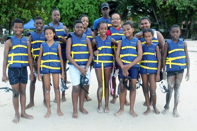 With an underwater view, young Seychellois snorkellers learn about marine conservation