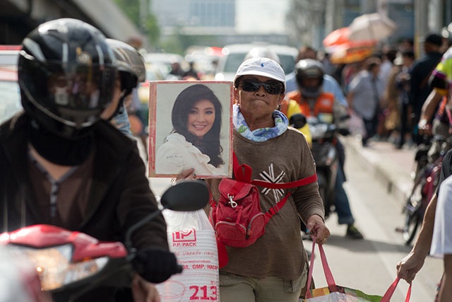 L'ex-Première ministre thaïlandaise absente à son verdict, mandat d'arrêt lancé