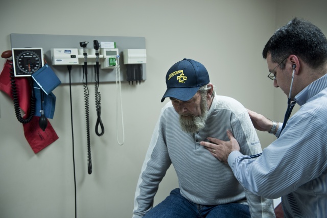 Good and bad news on aspirin and colon cancer: study