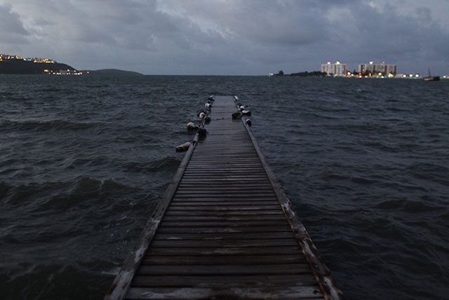 Irma frappe l'île de Barbuda et menace St-Barthélémy et St-Martin