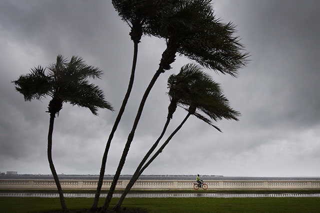 L'ouragan Maria se renforce en catégorie 2