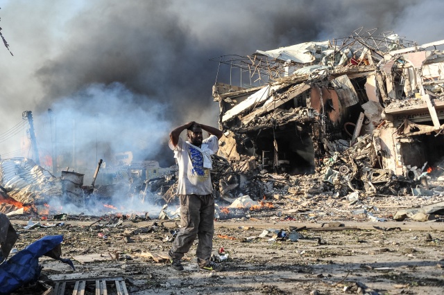At least 20 dead as huge truck bomb rocks Somali capital