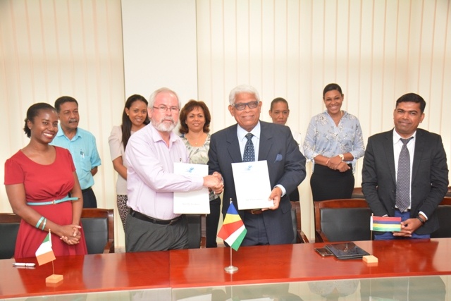 Renewed agreement means more Seychellois tourism students will train in Mauritius, Ireland