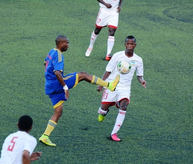 Les Seychelles égalise 1-1 contre les Comores à la 83e minute à un tournoi de football de l'Afrique australe