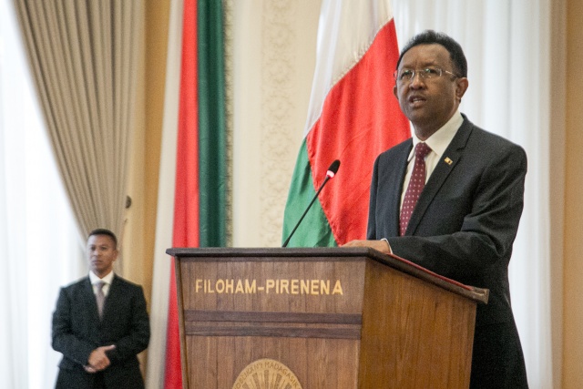 Madagascar names technocrat as 'consensus' PM to resolve crisis