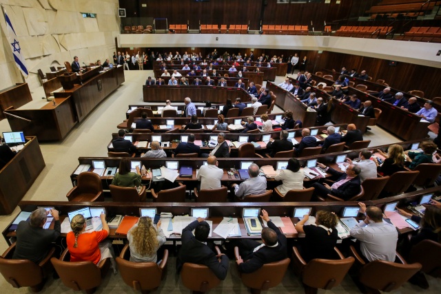 Israel adopts controversial Jewish nation-state law