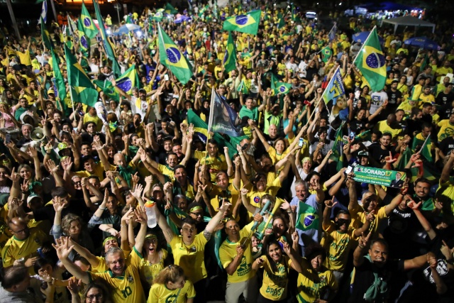 'Tropical Trump' Bolsonaro: Brazil's new president
