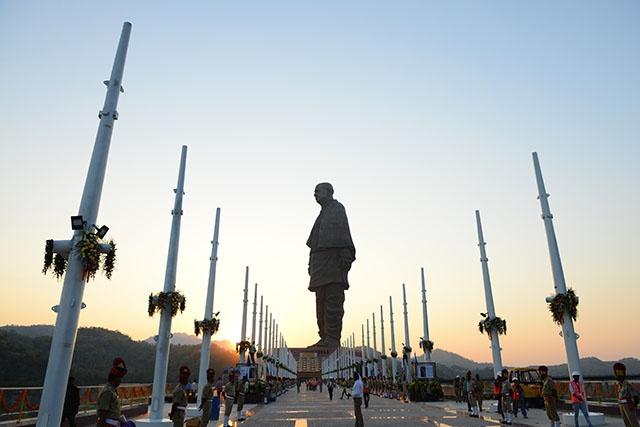 Inde: inauguration sous haute sécurité de la plus haute statue du monde