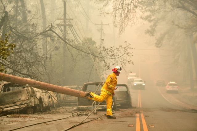 California wildfire toll matches deadliest ever with 29 victims