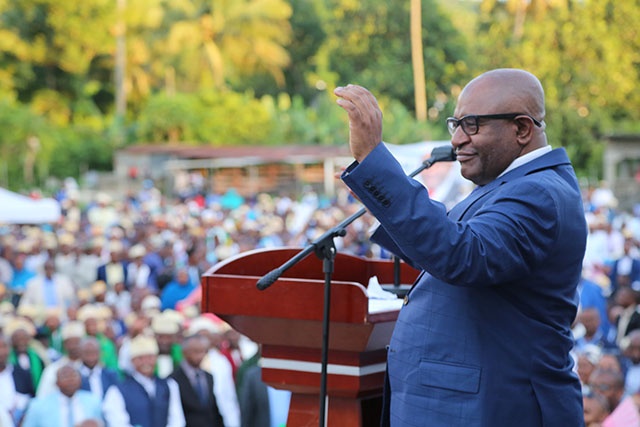Comores: le président sortant échappe à une tentative d'assassinat, selon son entourage