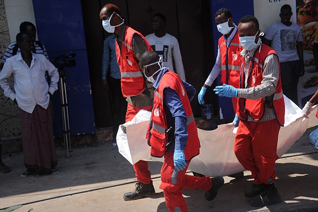 Mogadiscio: 15 morts dans un nouvel attentat revendiqué par les shebab