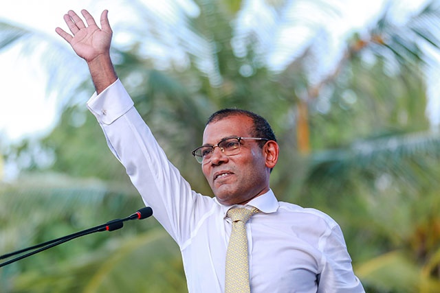 L'ancien président des Maldives fait un retour en force aux législatives