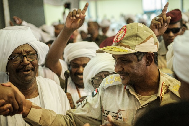 Sudan army ruler seeks to resume talks with protest leaders