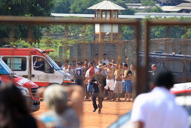 Nouveau bain de sang dans une prison au Brésil : 57 morts