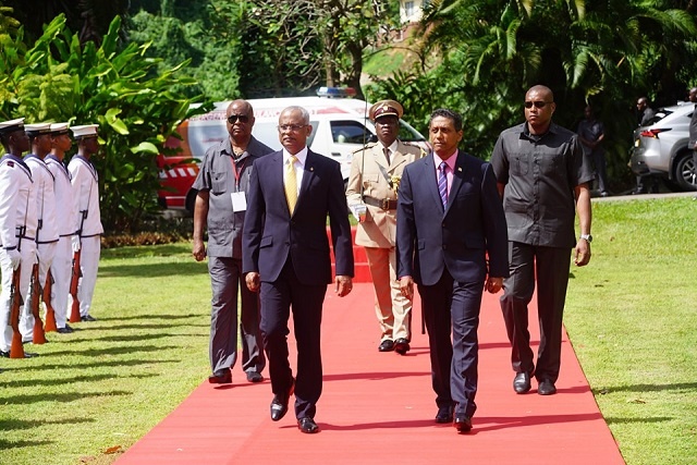 President of Maldives arrives in Seychelles on first state visit