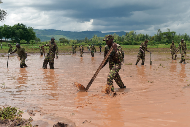 Six bodies recovered after flash flood in Kenya national park