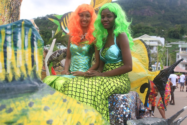 Colourful floats and costumes fill Seychelles' capital during Creole Festival