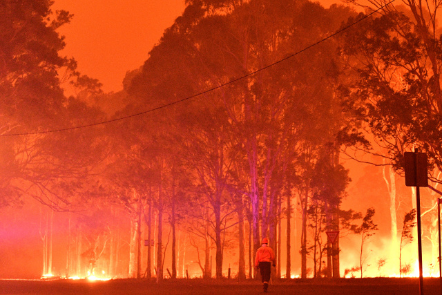 Climate at mercy of politics in 2020, experts warn